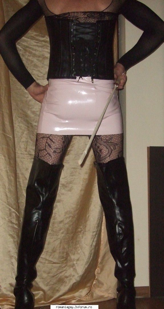 Travesti Cluj - Flo74 - Gay sau Bi - Intri vorbesti, pleci si futi